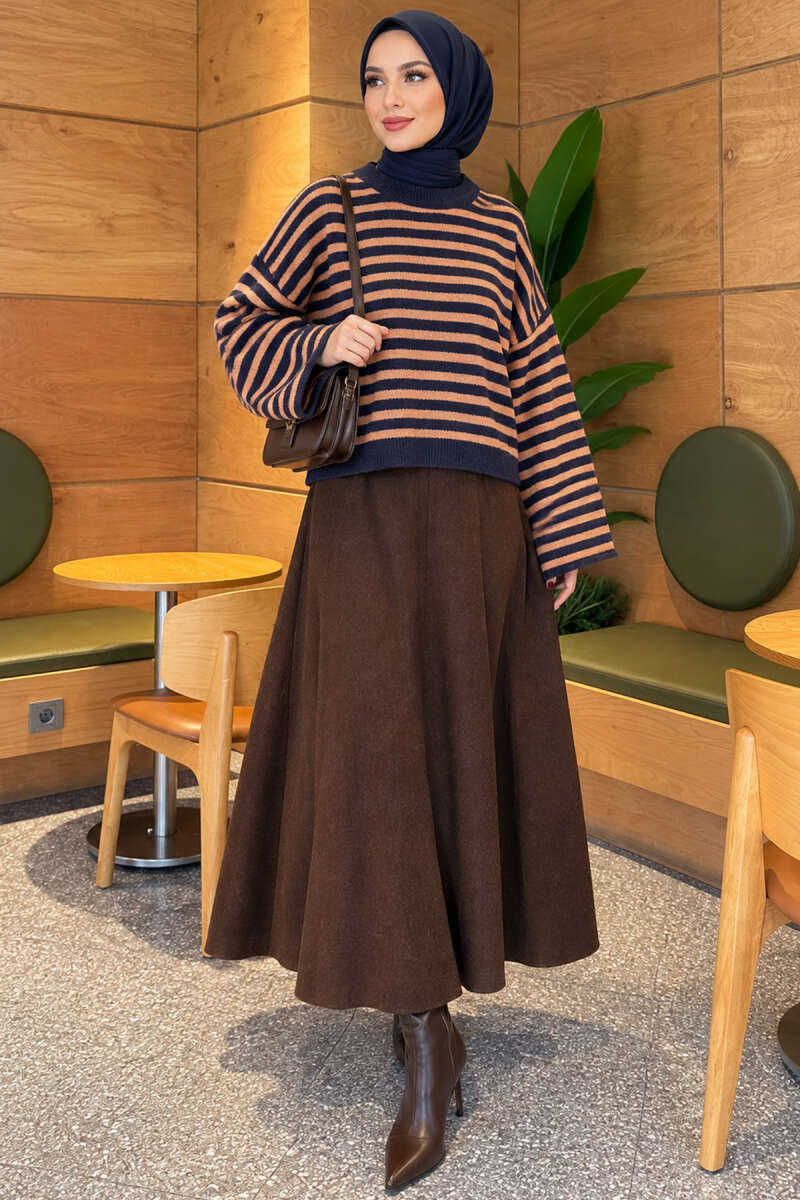 https://www.pazarium.com.tr/oversize-ince-cizgili-triko-kazak-lacivert-831435-20-B.jpg