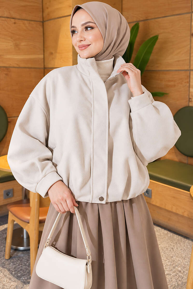 https://cdn.pazarium.com.tr/oversize-kisa-kase-ceket-tas-838641-20-B.jpg
