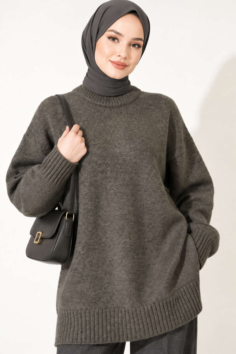 https://cdn.pazarium.com.tr/oversize-ribanali-triko-tunik-haki-825420-20-B.jpg