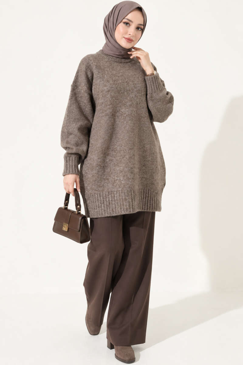 https://cdn.pazarium.com.tr/oversize-ribanali-triko-tunik-kahve-822593-20-B.jpg