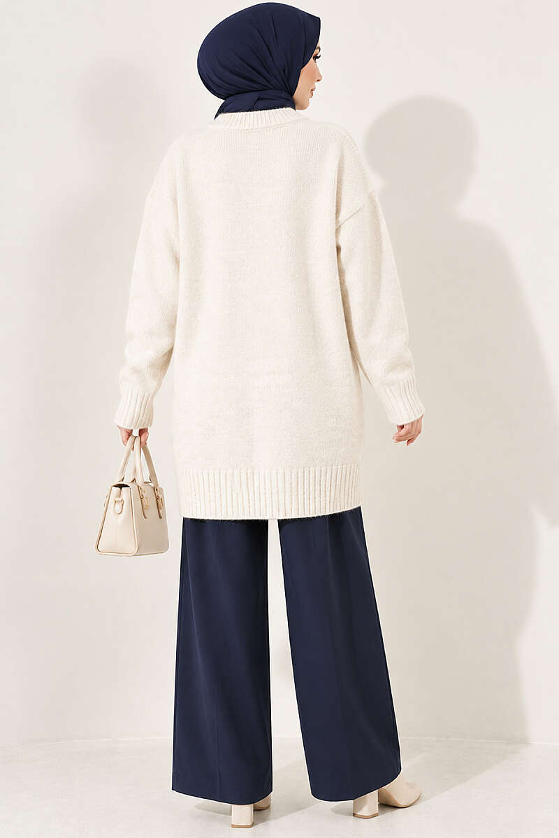 https://cdn.pazarium.com.tr/oversize-ribanali-triko-tunik-tas-823098-20-B.jpg
