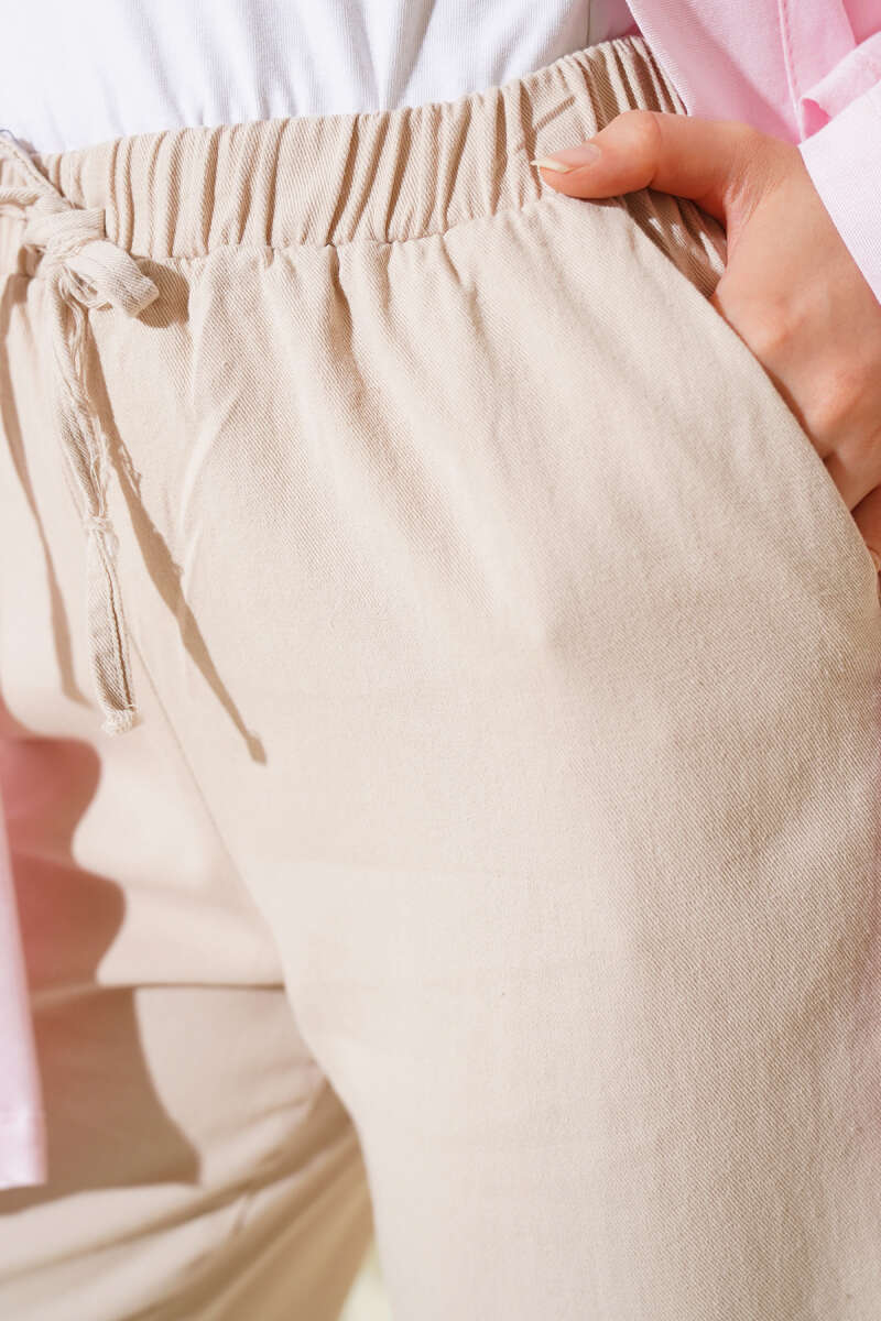 Paça Püsküllü İp Bağcık Detaylı Pantolon