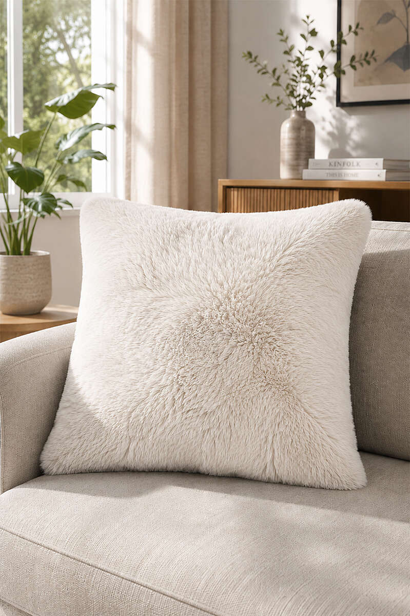 Peluş Yastık Kılıfı