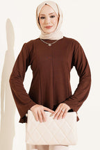 https://cdn.pazarium.com.tr/pensli-capraz-ip-baglamali-tunik-kahve-825852-20-B.jpg
