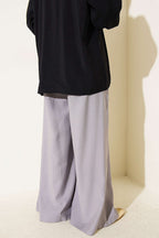 https://cdn.pazarium.com.tr/pileli-kemerli-oversize-pantolon-gri-782829-19-B.jpg