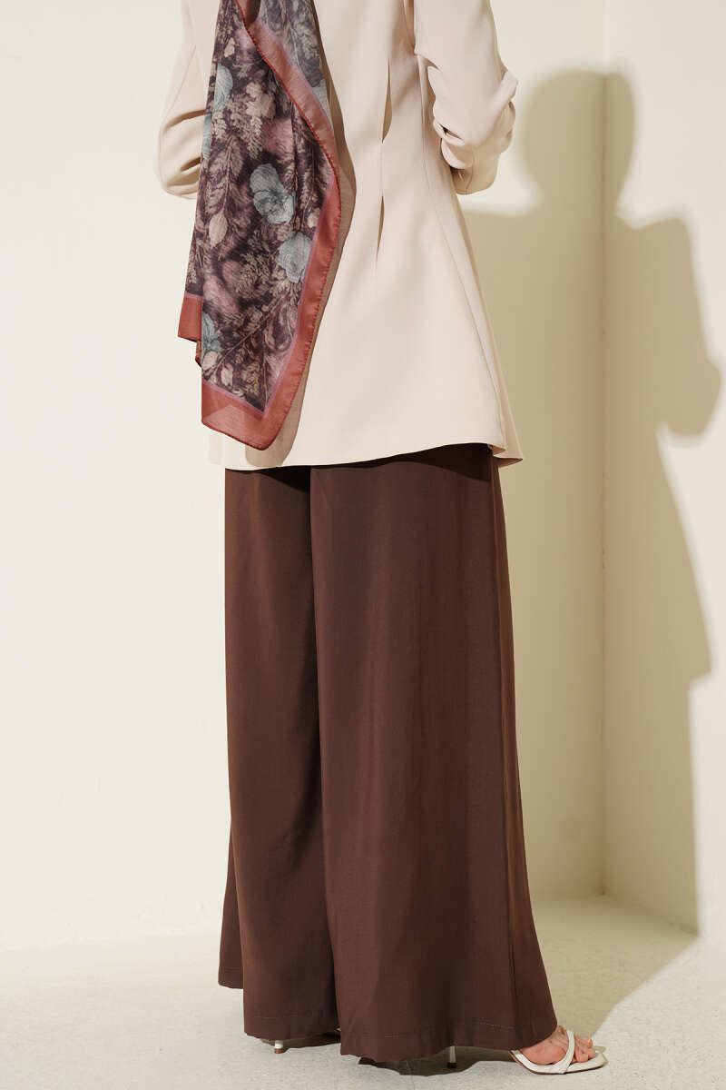 https://cdn.pazarium.com.tr/pileli-kemerli-oversize-pantolon-kahve-751561-18-B.jpg