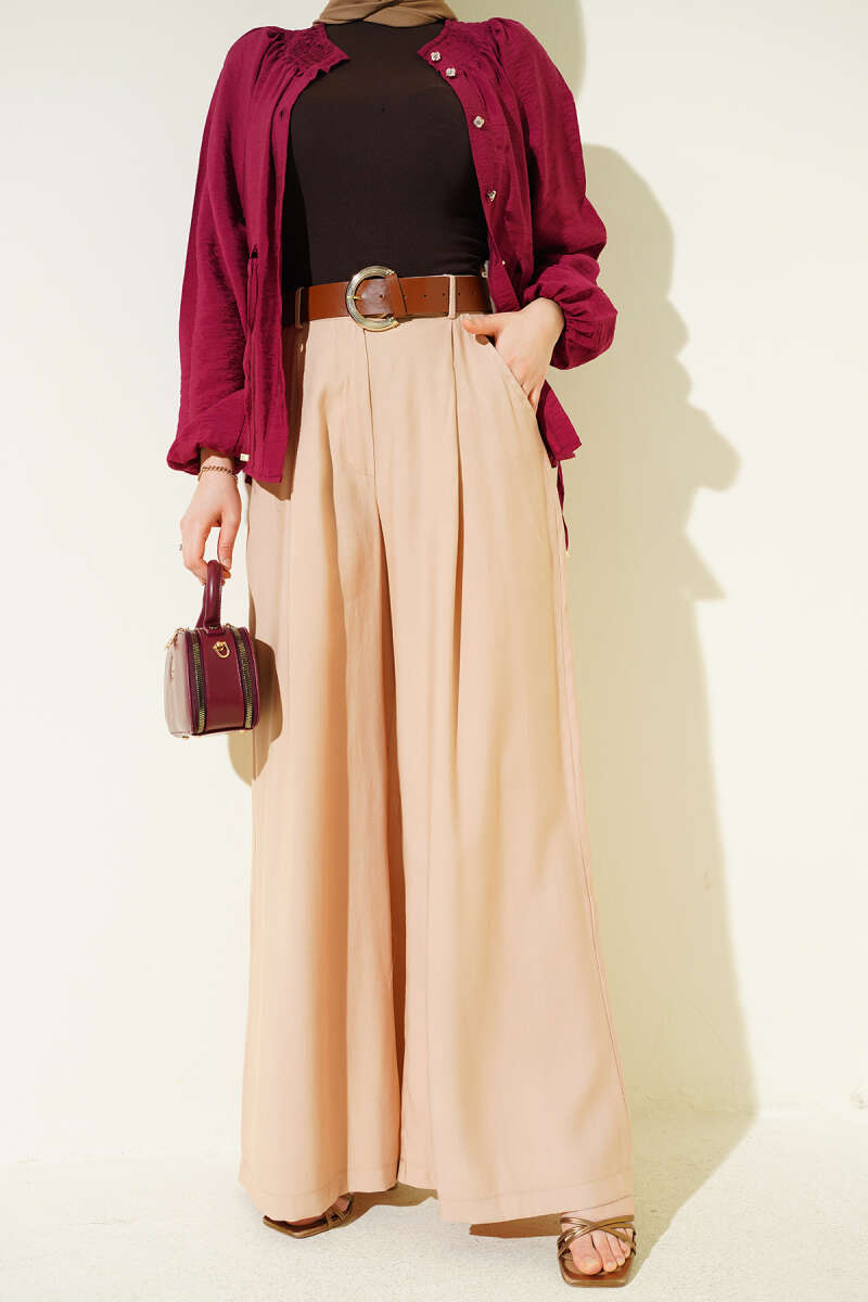 https://cdn.pazarium.com.tr/pileli-kemerli-oversize-pantolon-latte-759572-18-B.jpg
