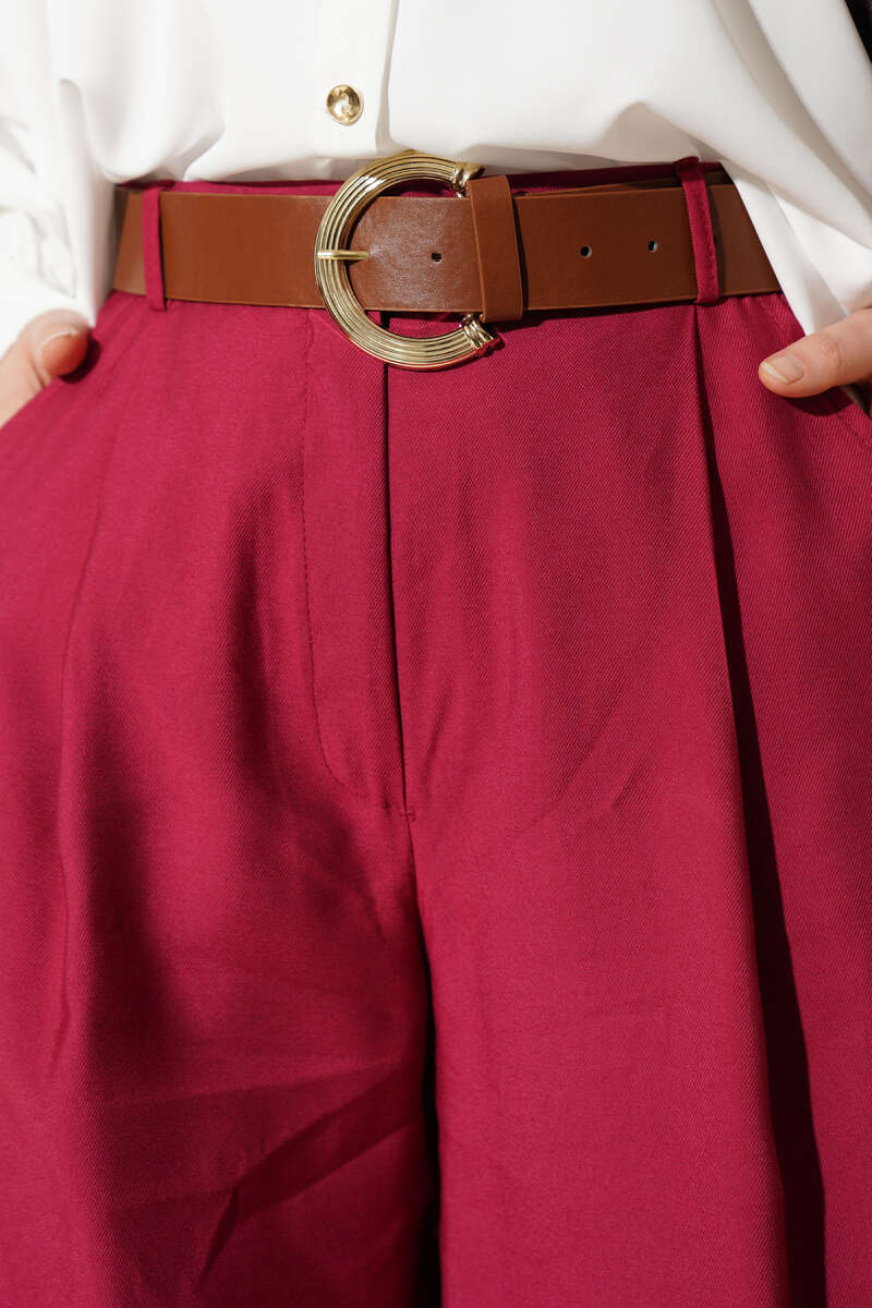 https://cdn.pazarium.com.tr/pileli-kemerli-oversize-pantolon-visne-751555-18-B.jpg