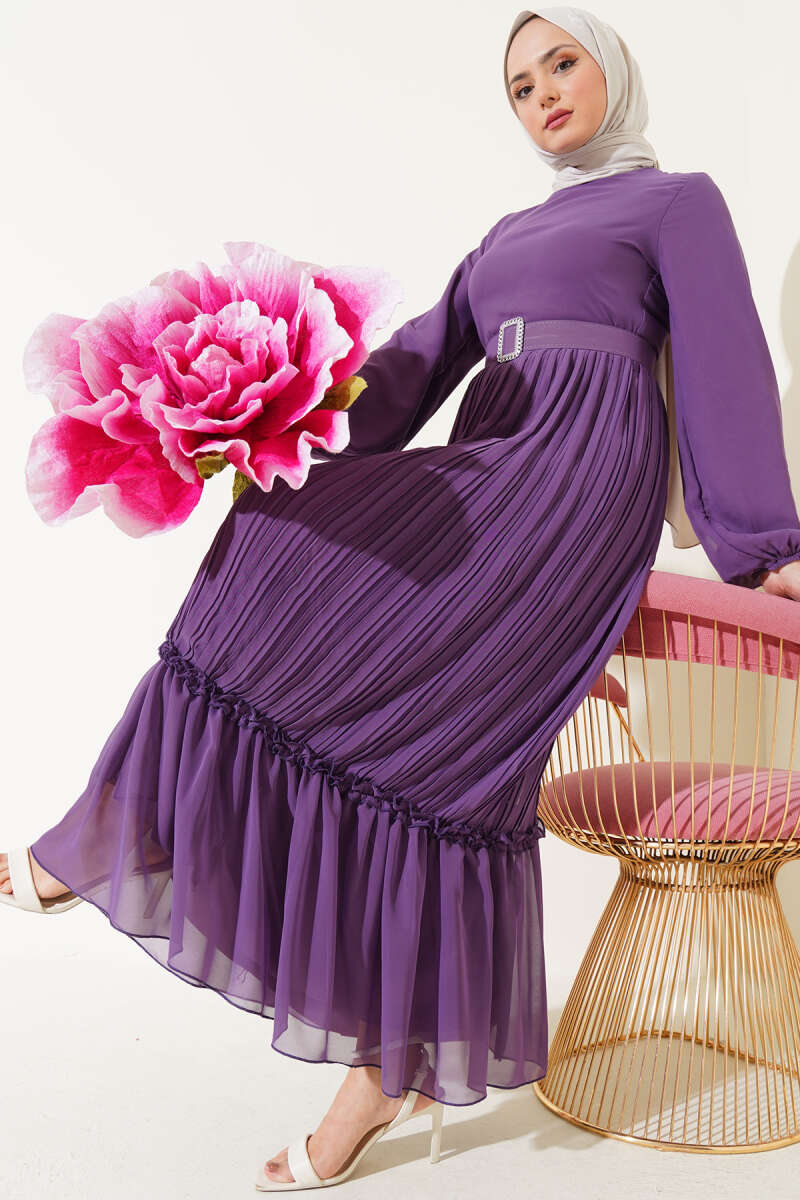 https://cdn.pazarium.com.tr/piliseli-firfirli-kusakli-sifon-elbise-lila-583861-13-B.jpg