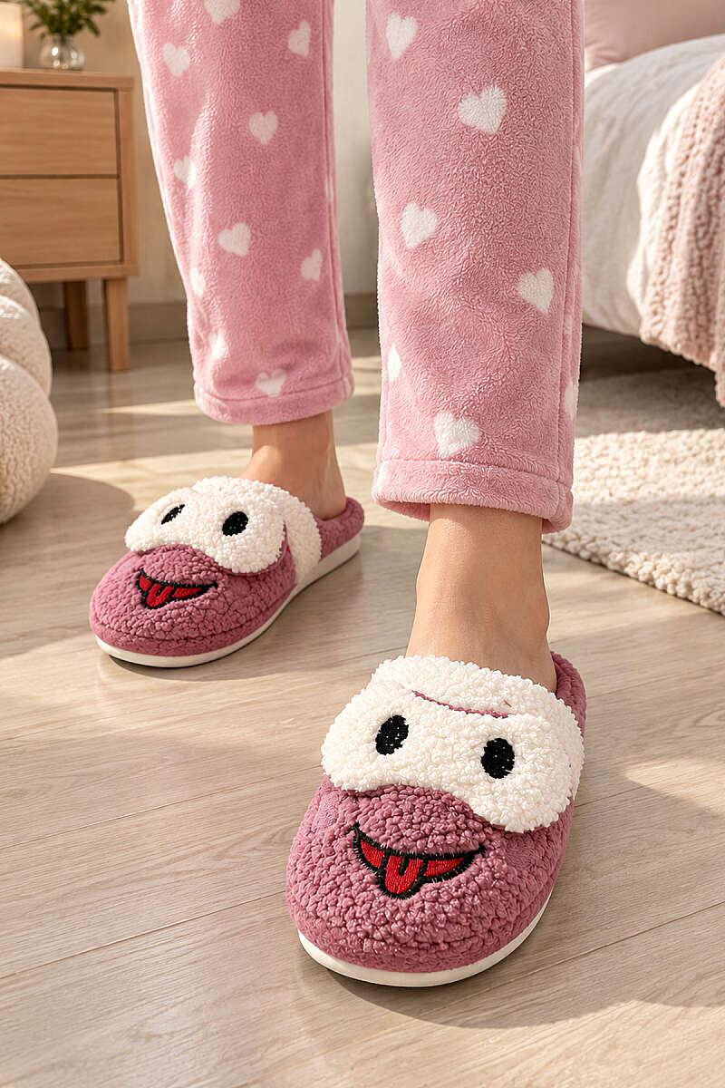 https://cdn.pazarium.com.tr/pofuduk-figurlu-ev-terligi-gul-kurusu-821169-20-B.jpg