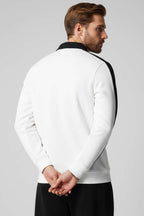 https://cdn.pazarium.com.tr/polo-yaka-biyeli-erkek-sweatshirt-beyaz-714248-17-B.jpg
