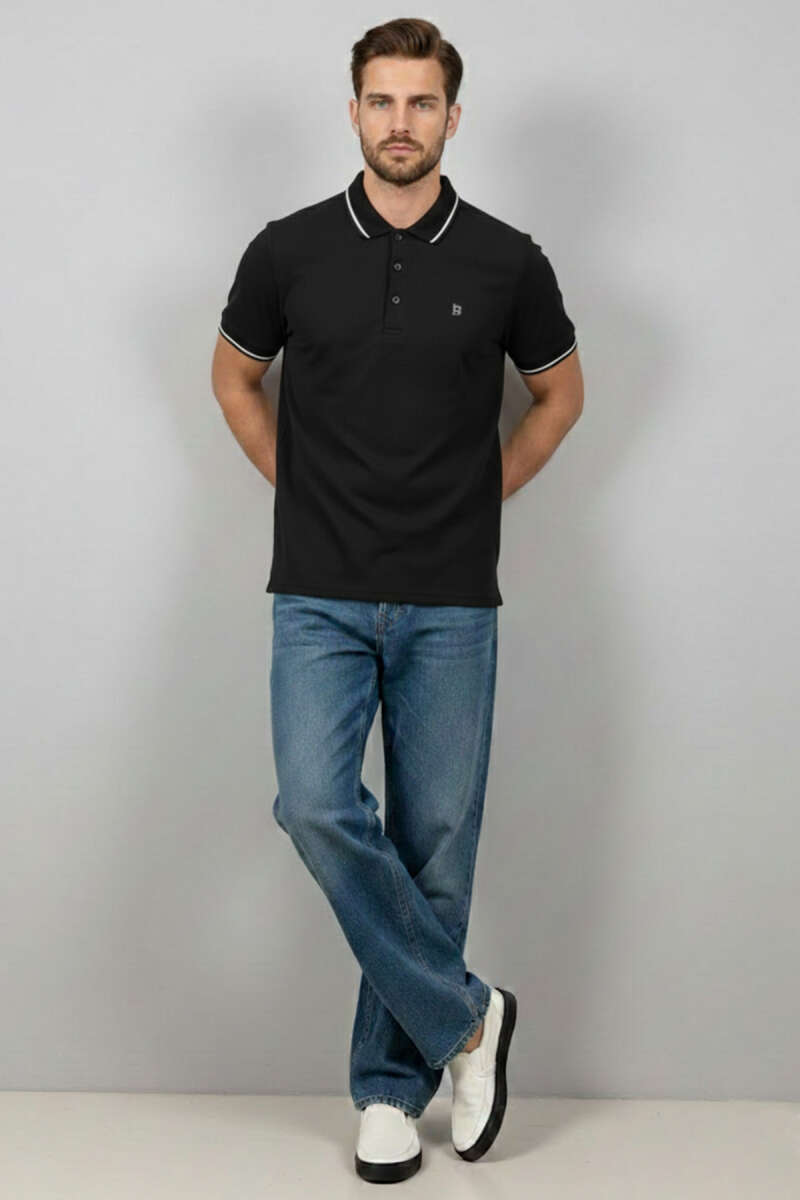 Polo Yaka Düğmeli Arma Detaylı Erkek T-shirt Siyah