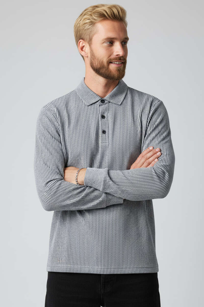 https://cdn.pazarium.com.tr/polo-yaka-dugmeli-cizgili-sweatshirt-fume-709670-17-B.jpg