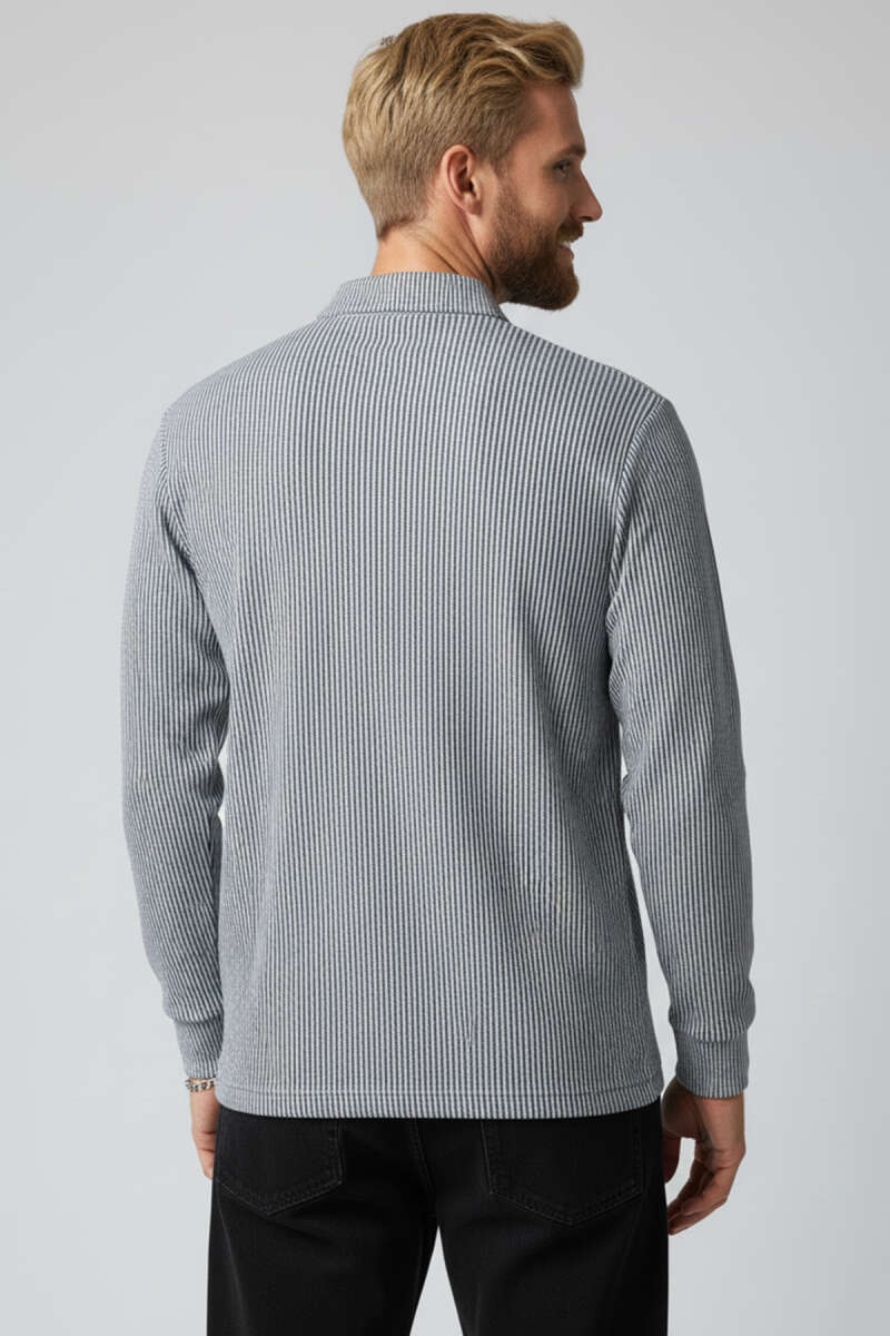https://cdn.pazarium.com.tr/polo-yaka-dugmeli-cizgili-sweatshirt-fume-709672-17-B.jpg