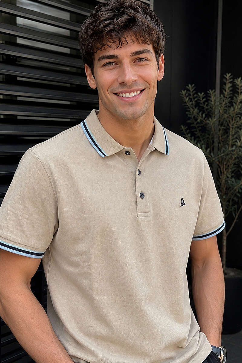 https://cdn.pazarium.com.tr/polo-yaka-dugmeli-ribanali-erkek-t-shirt-camel-780274-19-B.jpg