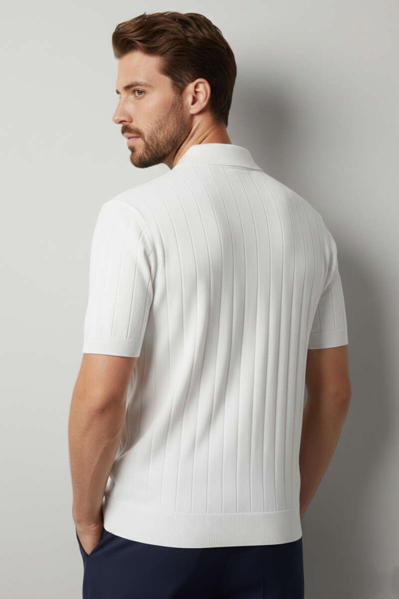 https://cdn.pazarium.com.tr/polo-yaka-fermuar-detayli-merserize-t-shirt-beyaz-741196-18-B.jpg