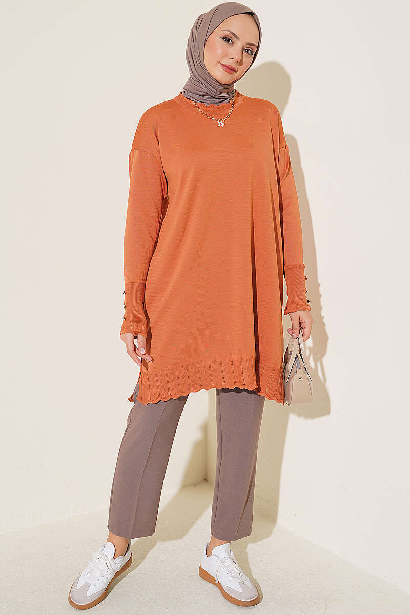 https://www.pazarium.com.tr/polyelit-yaka-detayli-triko-tunik-oranj-831809-20-B.jpg
