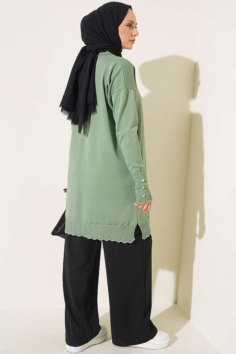https://www.pazarium.com.tr/polyelit-yaka-detayli-triko-tunik-yesil-831818-20-B.jpg