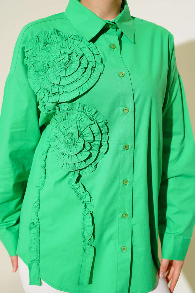 https://cdn.pazarium.com.tr/poplin-gul-nakisli-gomlek-benetton-517554-12-B.jpg