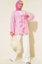 https://cdn.pazarium.com.tr/puskullu-firfirli-ip-baglamali-kimono-pembe-789010-19-B.jpg