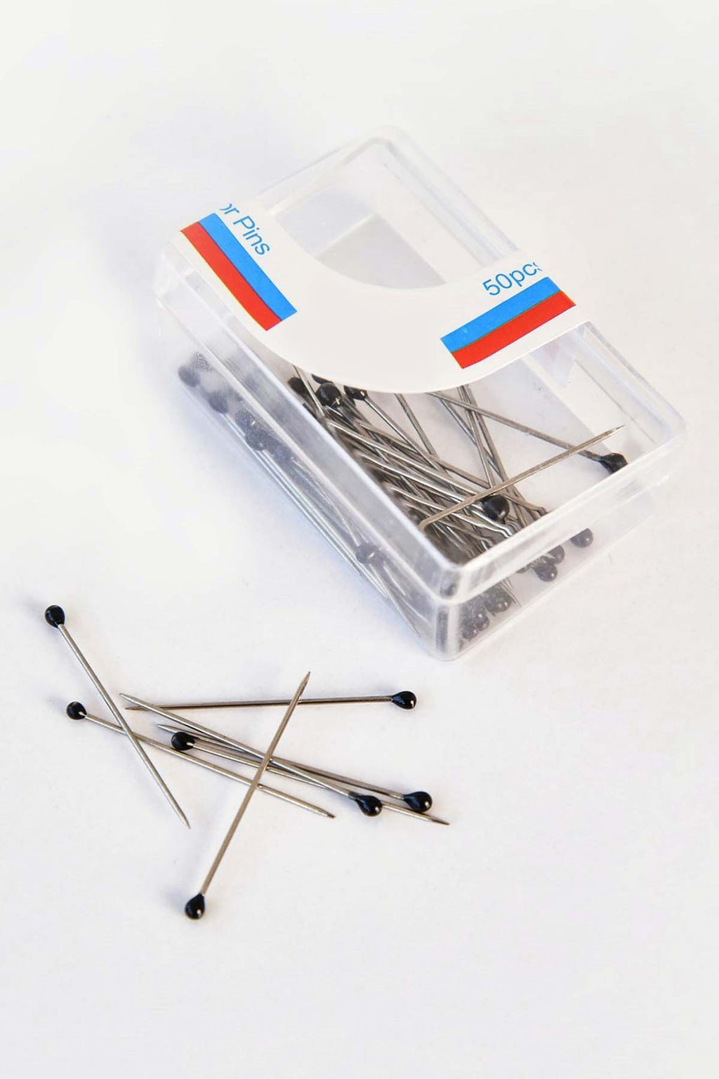 https://cdn.pazarium.com.tr/renkli-basli-siyah-toplu-igne-310813-70-B.jpg