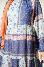 https://cdn.pazarium.com.tr/retro-cicek-desenli-sifon-elbise-mavi-815147-20-B.jpg