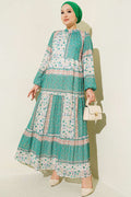 https://cdn.pazarium.com.tr/retro-cicek-desenli-sifon-elbise-yesil-815103-20-B.jpg