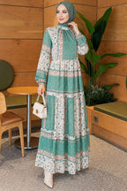 https://cdn.pazarium.com.tr/retro-cicek-desenli-sifon-elbise-yesil-835503-20-B.jpg