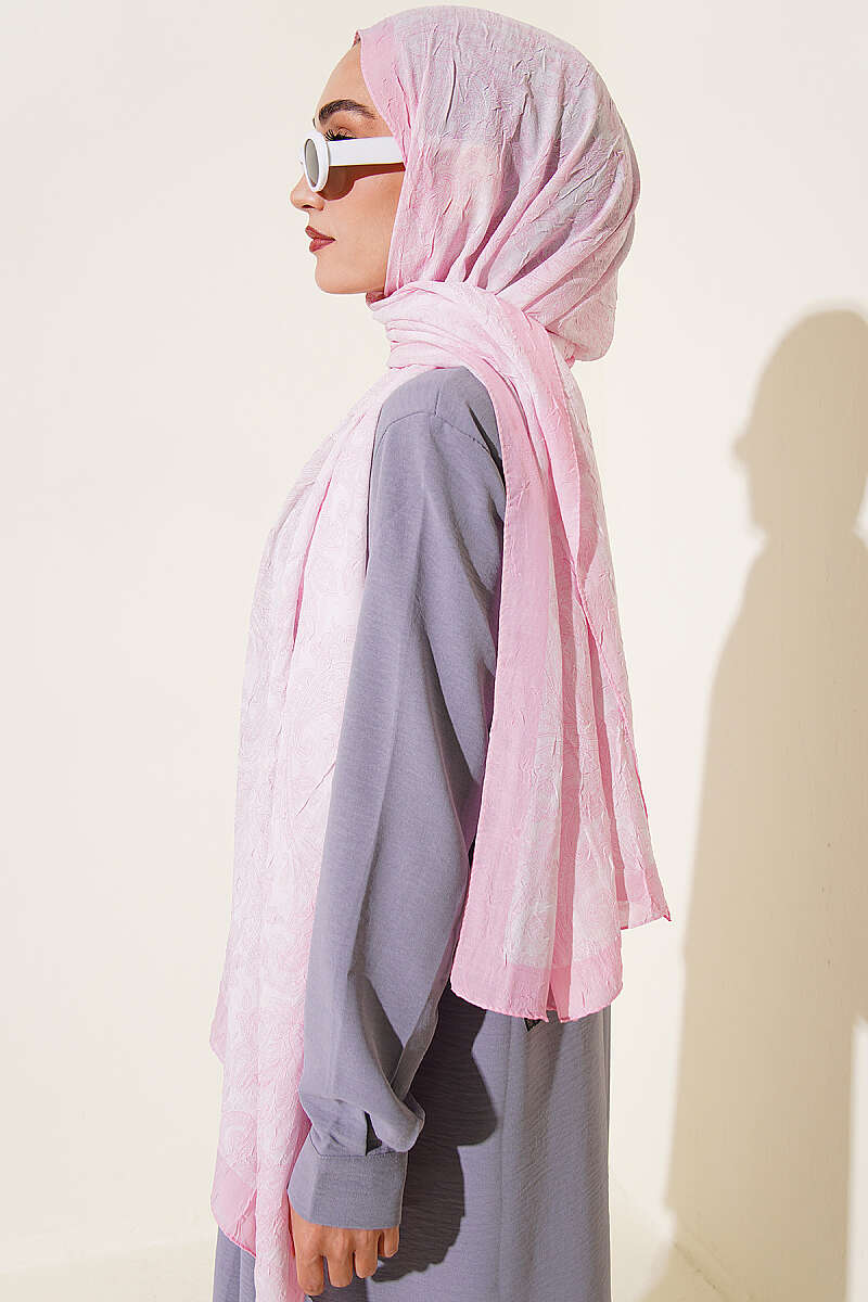 https://cdn.pazarium.com.tr/retro-desenli-bambu-kras-sal-pembe-808126-19-B.jpg
