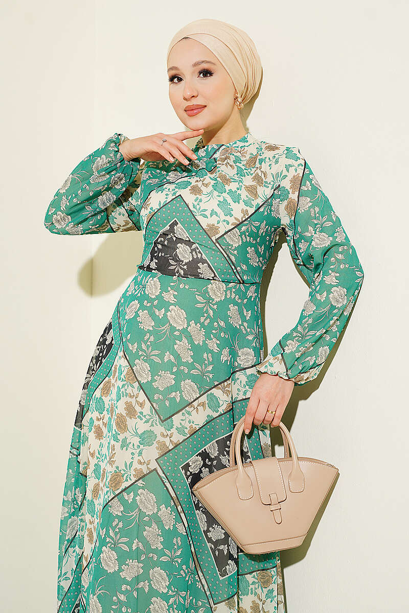 https://cdn.pazarium.com.tr/retro-desenli-sifon-elbise-yesil-815079-20-B.jpg