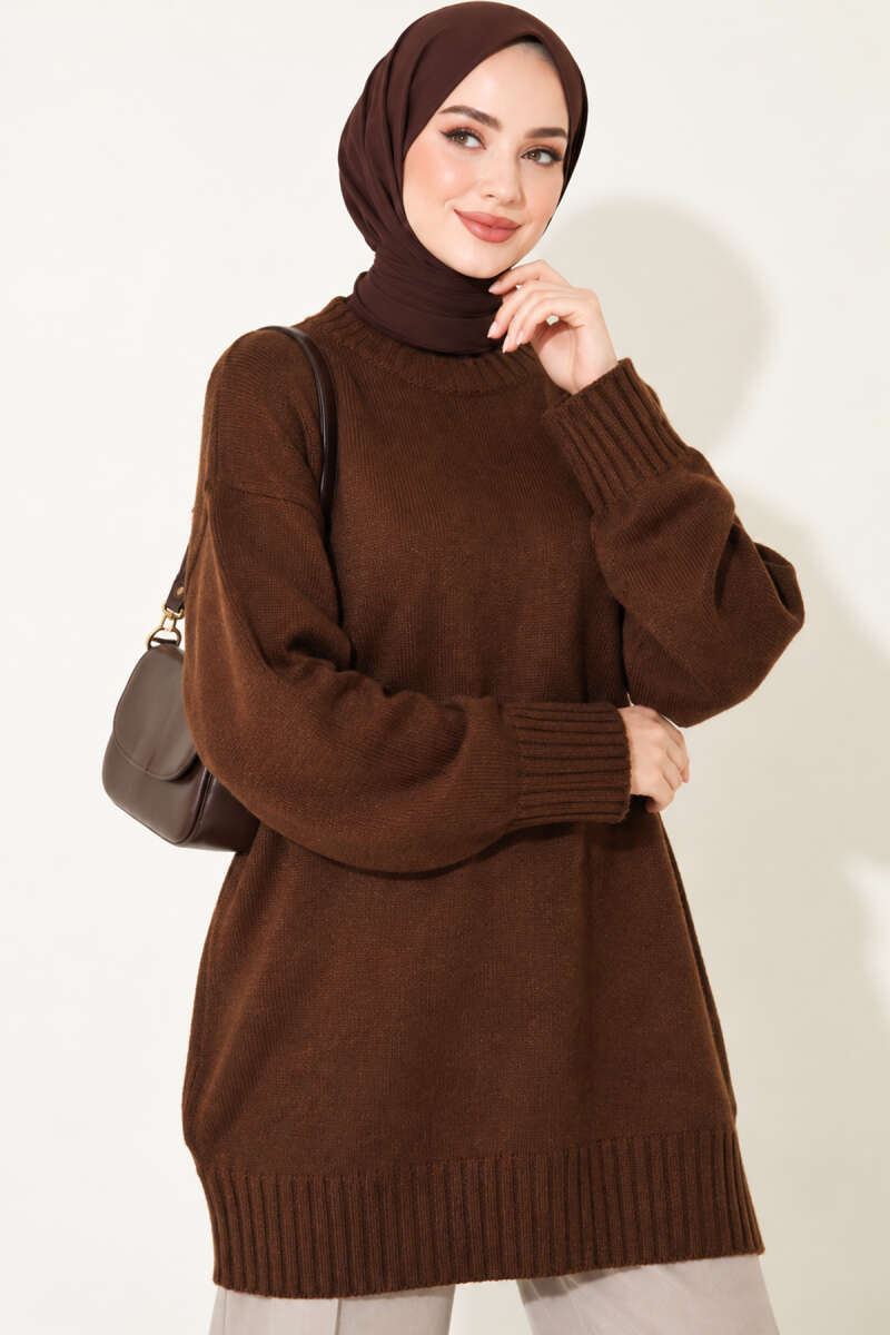 https://cdn.pazarium.com.tr/ribanali-bisiklet-yaka-triko-tunik-kahve-827368-20-B.jpg
