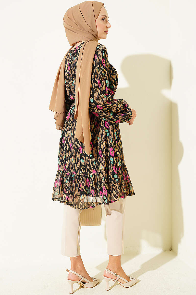 https://cdn.pazarium.com.tr/robali-desenli-sifon-tunik-latte-818841-20-B.jpg