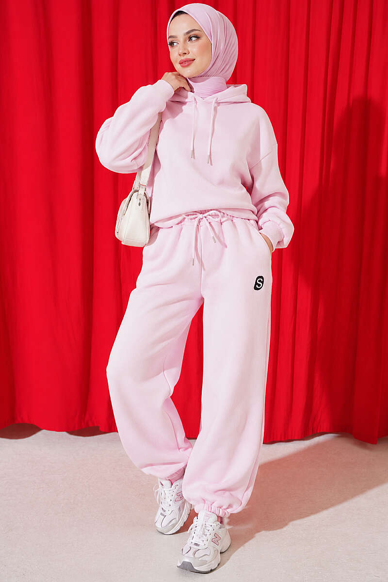 https://cdn.pazarium.com.tr/s-armali-sardonlu-jogger-pantolon-pembe-839533-20-B.jpg