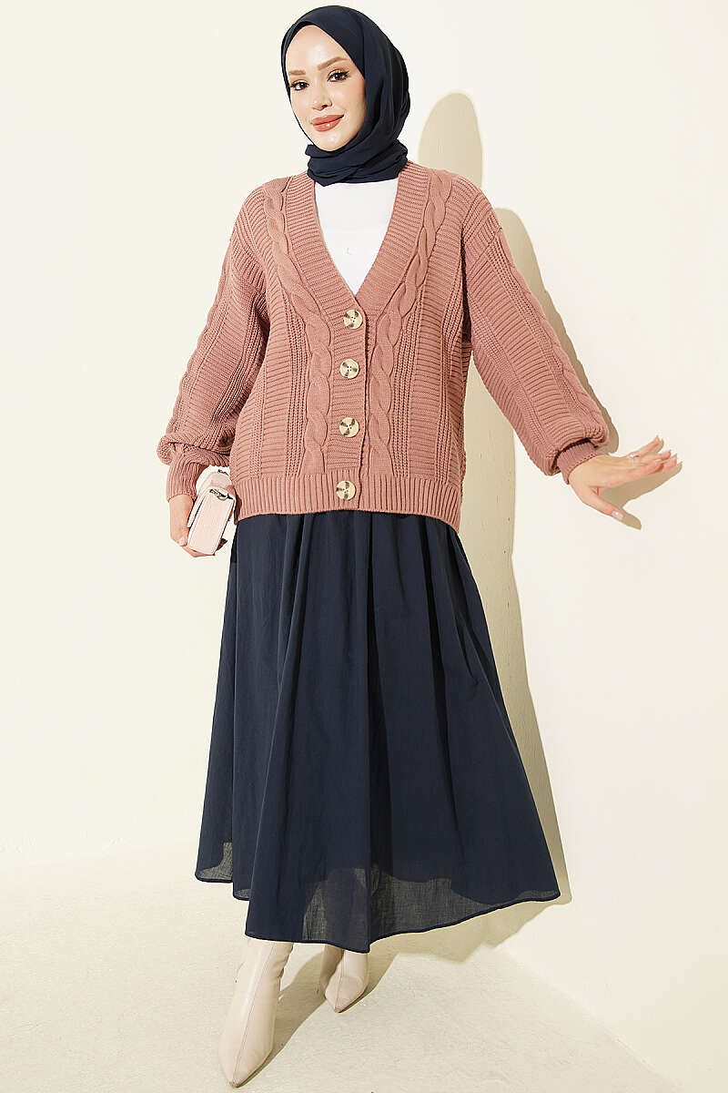 https://cdn.pazarium.com.tr/sac-orgu-dugmeli-triko-kisa-hirka-gul-kurusu-821072-20-B.jpg