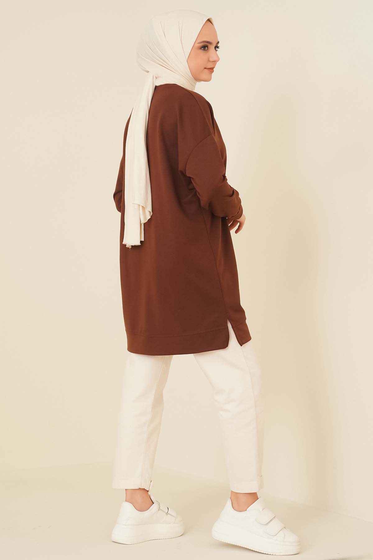https://www.pazarium.com.tr/salas-armali-tunik-kahve-332293-75-B.jpg