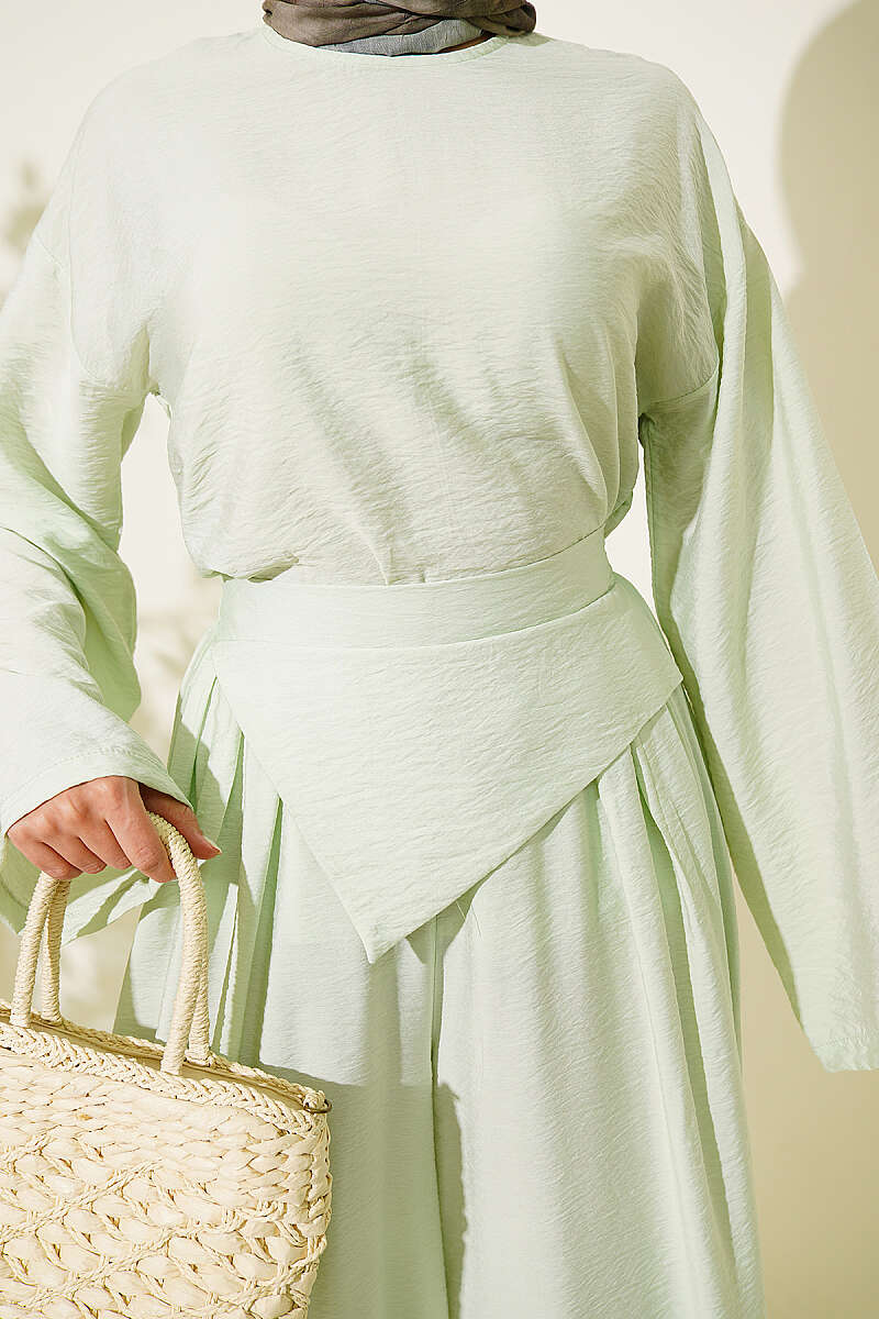 https://cdn.pazarium.com.tr/salas-pantolonlu-ikili-takim-su-yesili-809645-20-B.jpg