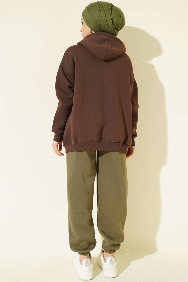 https://cdn.pazarium.com.tr/sardonlu-bagcikli-pantolon-haki-827244-20-B.jpg