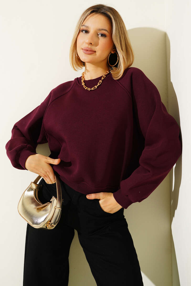 https://cdn.pazarium.com.tr/sardonlu-basic-kisa-sweatshirt-murdum-683988-16-B.jpg