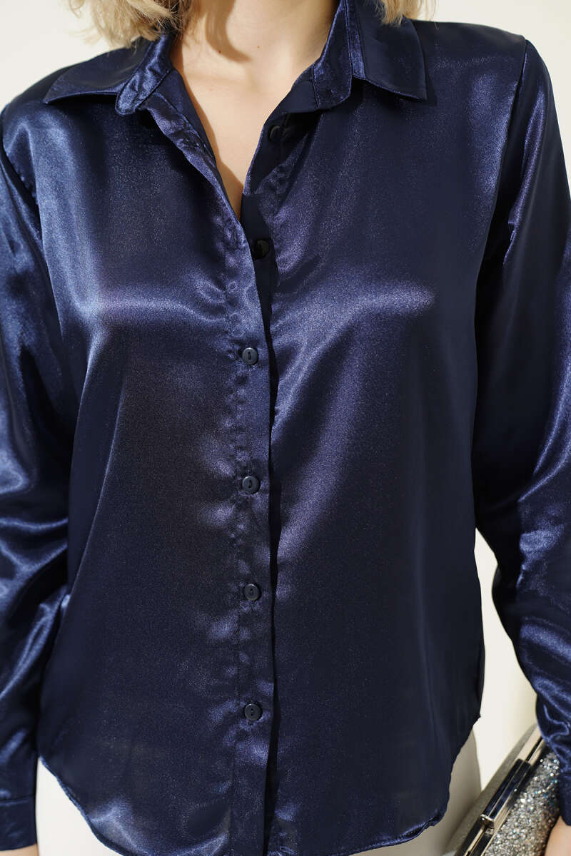 Saten Gömlek