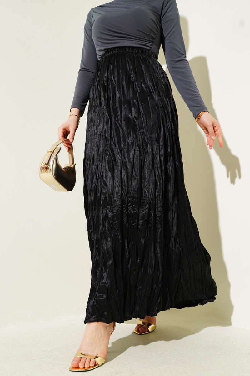 Satinlike Wrinkled Skirt