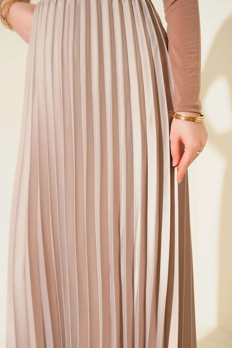 Saten Görünümlü Pileli Etek