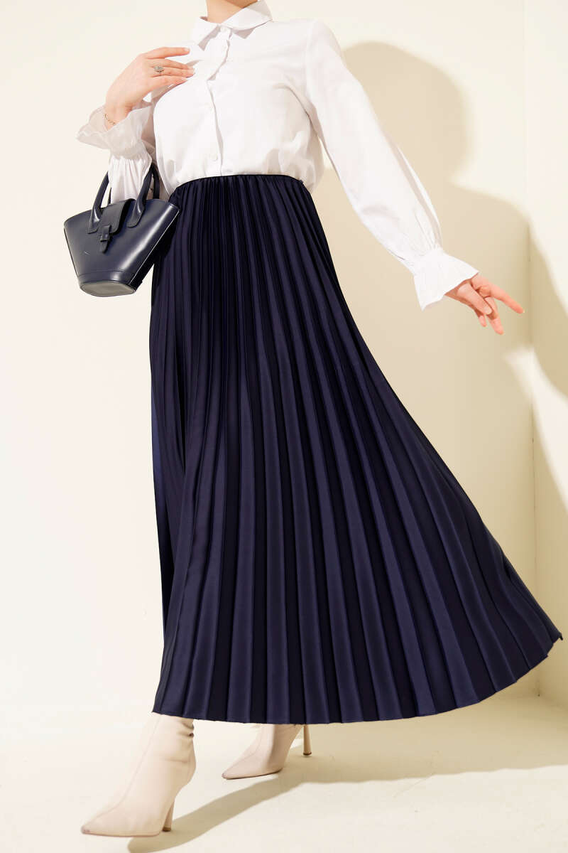 Saten Görünümlü Pileli Etek Lacivert