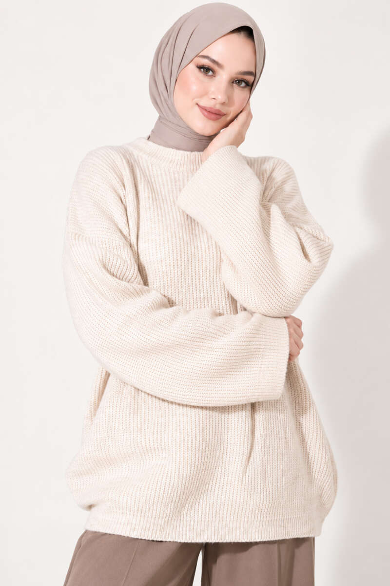 https://cdn.pazarium.com.tr/selanik-orgu-oversize-triko-tunik-bej-823867-20-B.jpg