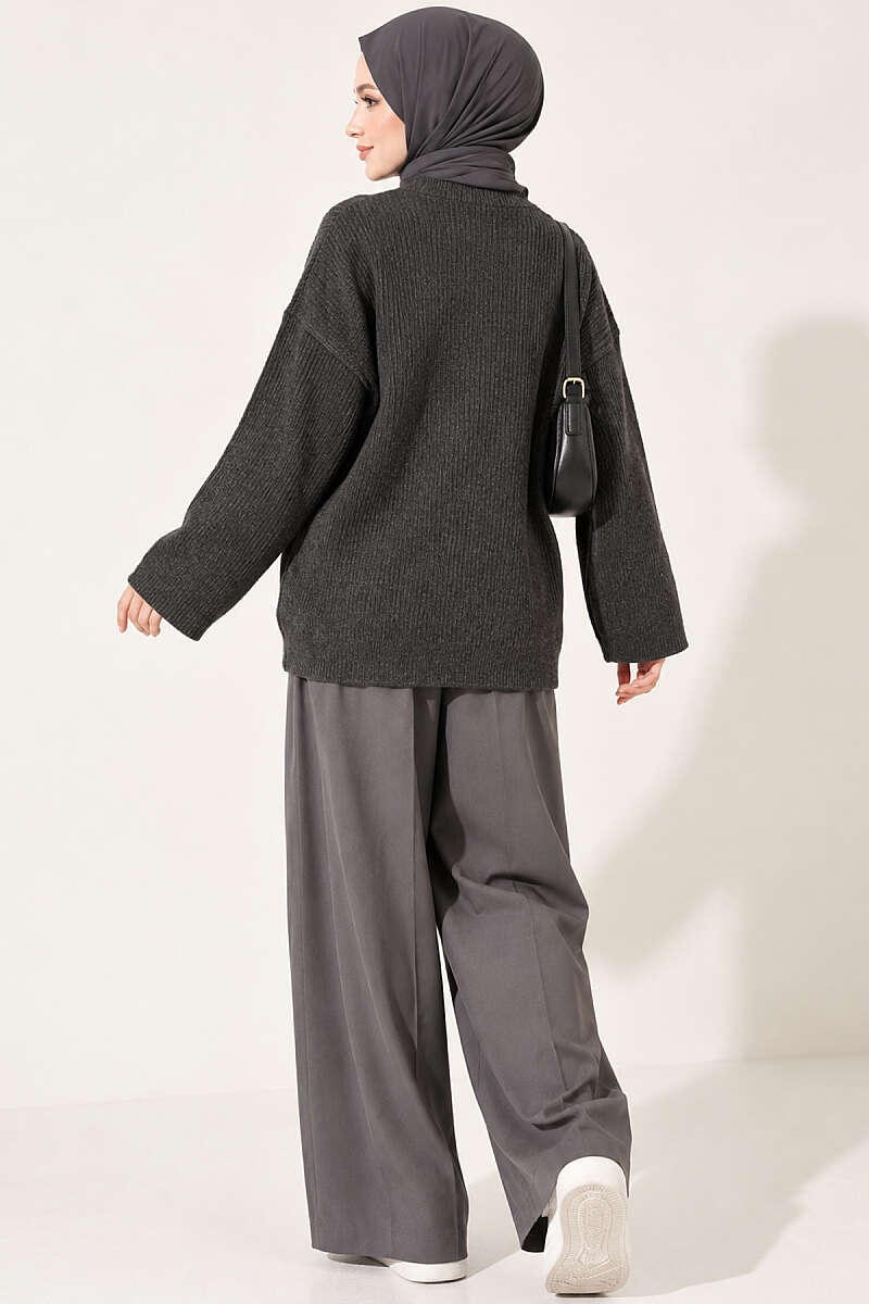 https://cdn.pazarium.com.tr/selanik-orgu-oversize-triko-tunik-fume-823874-20-B.jpg