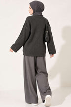 https://cdn.pazarium.com.tr/selanik-orgu-oversize-triko-tunik-fume-823874-20-B.jpg