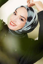 Şerit Geçişli Desenli Bambu Eşarp