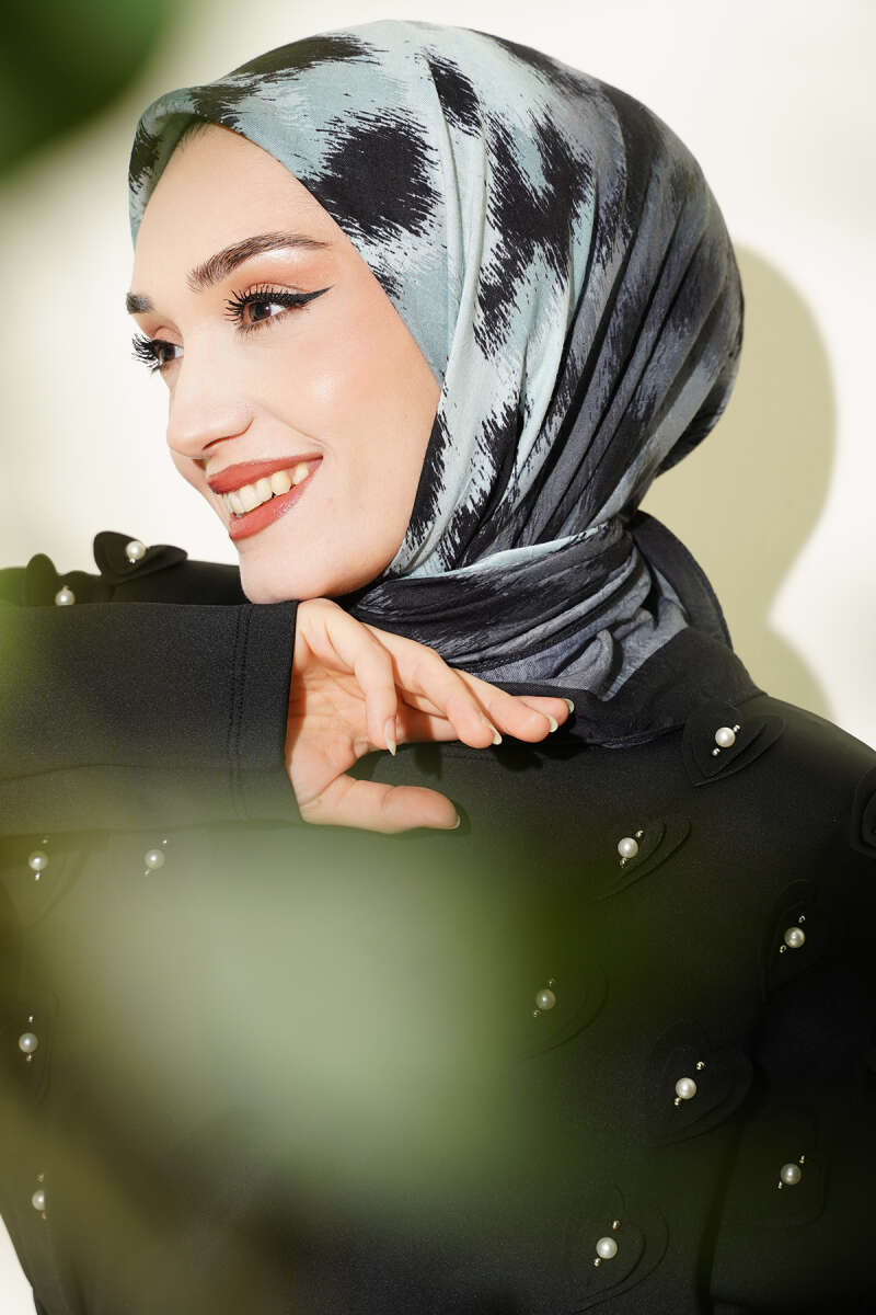 Şerit Geçişli Desenli Bambu Eşarp
