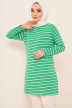 https://cdn.pazarium.com.tr/seritli-tunik-benetton-382172-81-B.jpg
