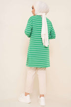 https://cdn.pazarium.com.tr/seritli-tunik-benetton-382174-81-B.jpg