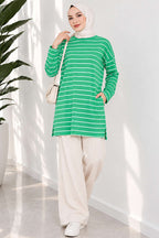 https://www.pazarium.com.tr/seritli-tunik-benetton-831118-81-B.jpg